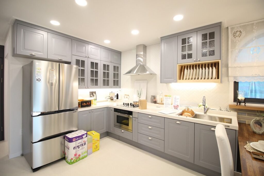 Cabinets Before or After Tile: Which Comes First in Your Kitchen Remodel?